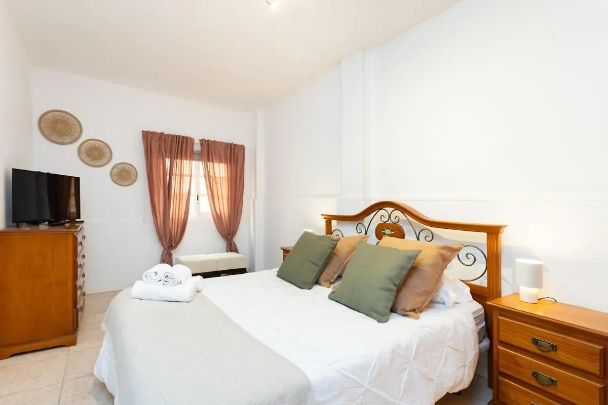 公寓 Eden Rentals Surfy Suites 圣伊西德罗 西班牙