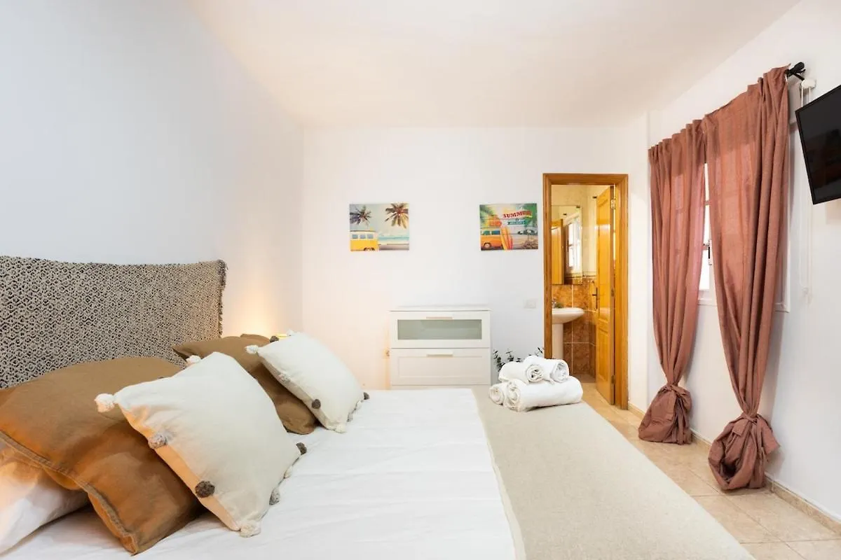 Eden Rentals Surfy Suites San Isidro  San Isidro (Tenerife)