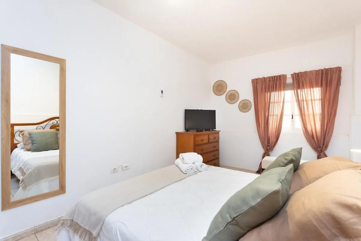 Eden Rentals Surfy Suites 圣伊西德罗 西班牙
